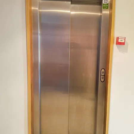 Apt. Xaraminos Galitrips *